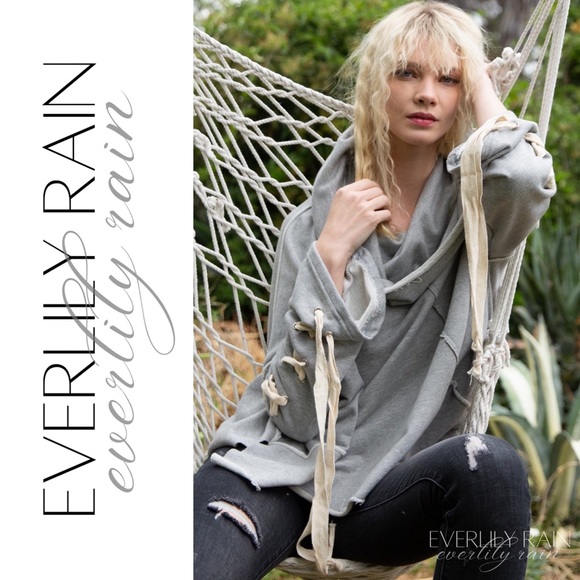 POL Cowl Neck Hoodie - Picture 6 of 12